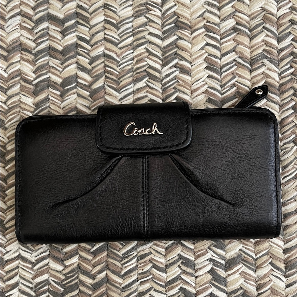 Coach Black Leather Women's Wallet